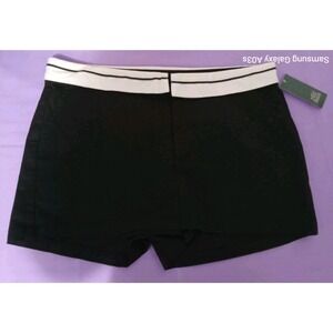 Wild Fable Size 12 With Contrasting Fold Down Waist Black  Skorts